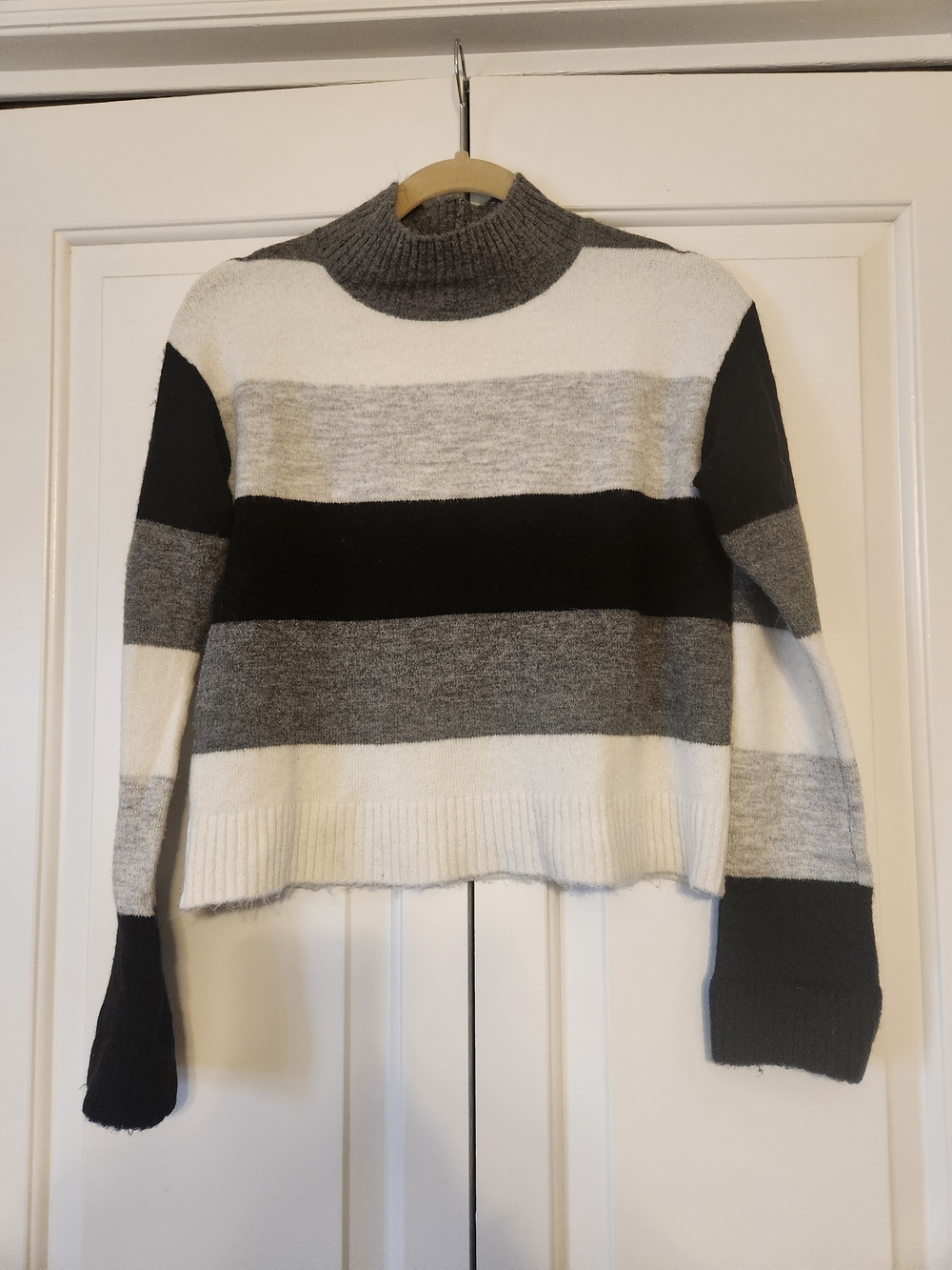 Express Striped Cowl Neck Sweater in Black, Gray & White